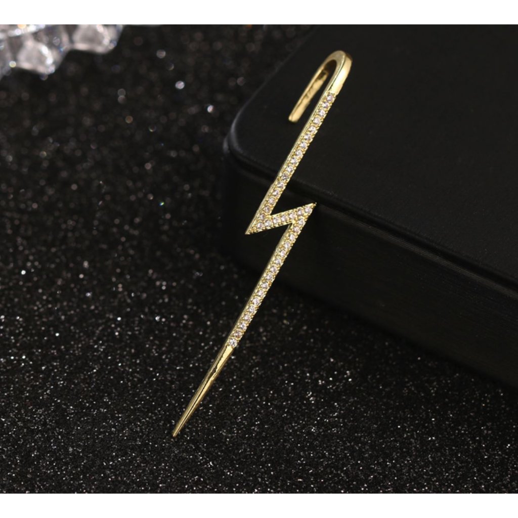 Flash Ear Cuff